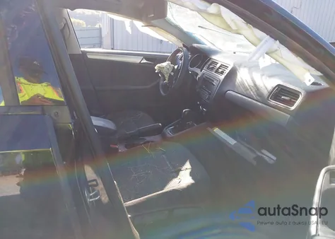 2015 Volkswagen Jetta 1.8T Se from USA, damaged, VIN 3VWD17AJ7FM313290